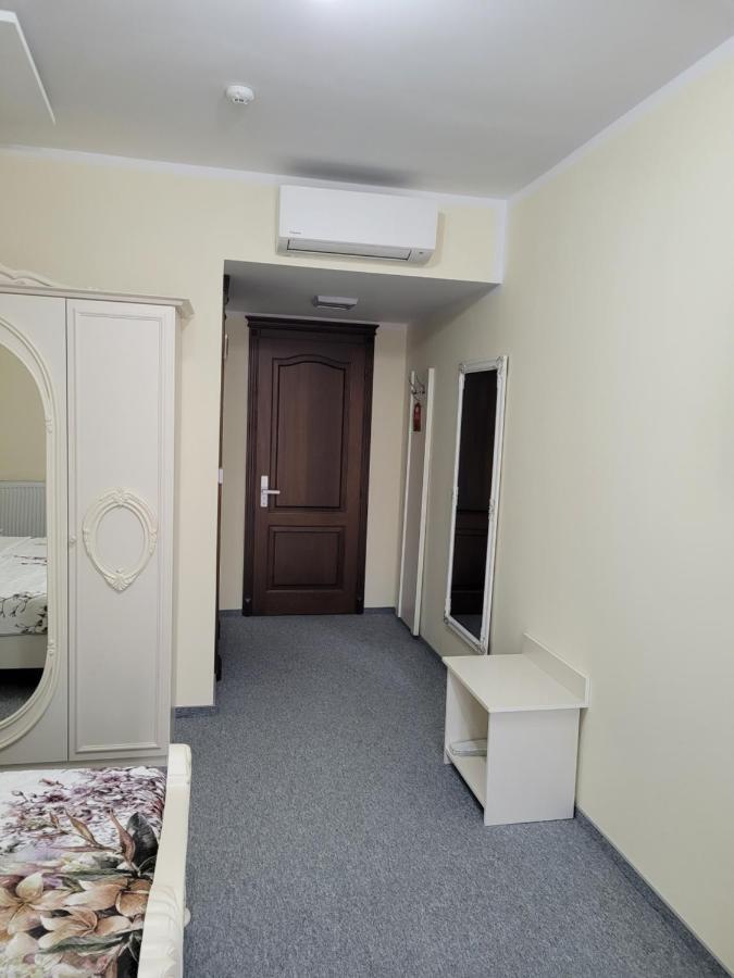 Hotel Lotus Boutique Deva Esterno foto
